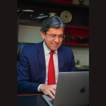 Márcio Coutinho detalha os procedimentos e prazos para o exercício do direito de resposta eleitoral.