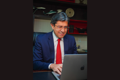 Márcio Coutinho detalha os procedimentos e prazos para o exercício do direito de resposta eleitoral.