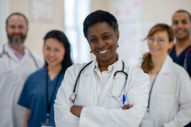 O Instituto IBDSocial destaca que a avaliação de desempenho em saúde, por meio de indicadores, faz diferença para gestores.