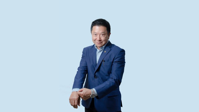 Lipoaspiração não emagrece, mas remodela áreas específicas com precisão, comenta Milton Seigi Hayashi.