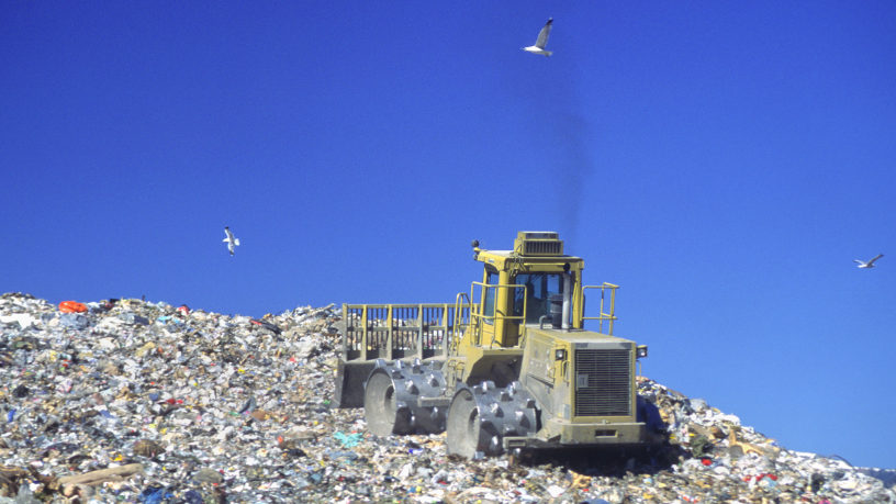 Monitoramento, impermeabilização e automação elevam os aterros modernos a um novo patamar de proteção ambiental, abordagem defendida pela Versa Engenharia Ambiental Ltda.