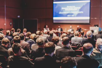 Paulo Roberto Gomes Fernandes destaca a participação do presidente da Liderroll na abertura de evento do Itaú como um reconhecimento da relevância da empresa no ecossistema de inovação.